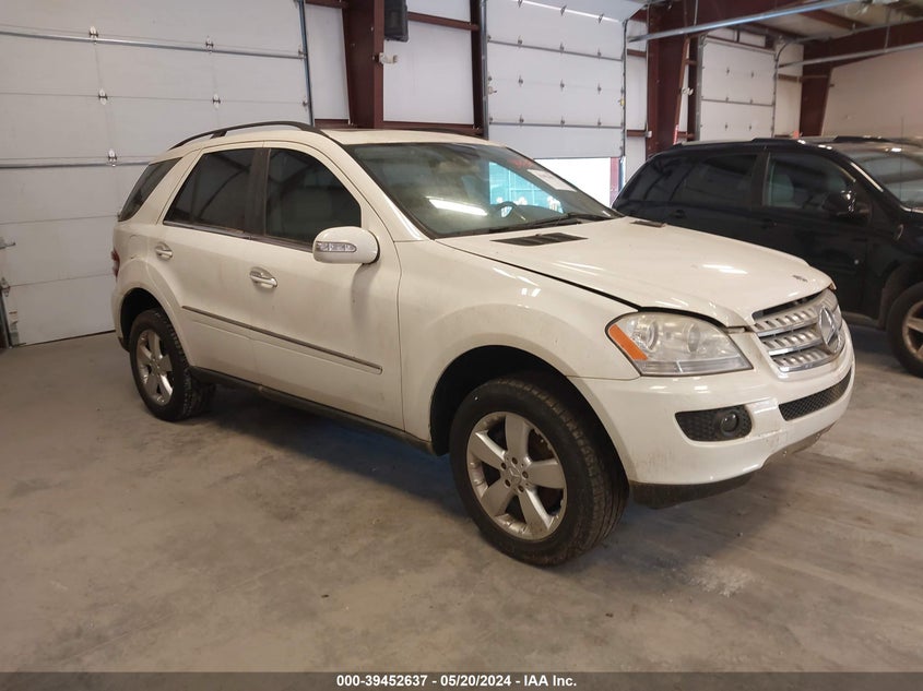 2007 Mercedes-Benz Ml 500 4Matic VIN: 4JGBB75E97A221466 Lot: 39452637