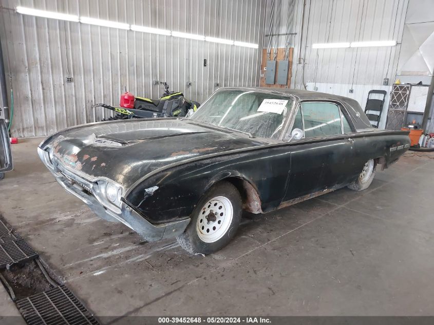 1962 Ford Thunderbird VIN: 2Y87Z133022 Lot: 39452648