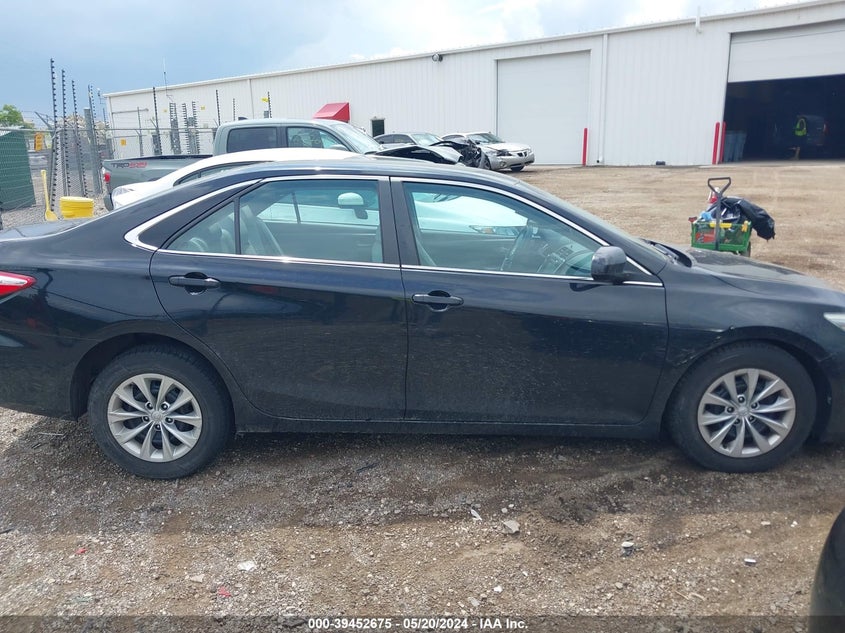 2016 Toyota Camry Le VIN: 4T1BF1FKXGU138598 Lot: 39452675