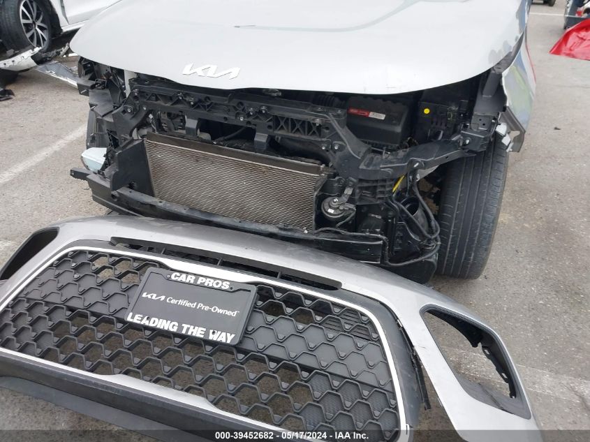 2022 Kia Soul Lx VIN: KNDJ23AU6N7813911 Lot: 39452682