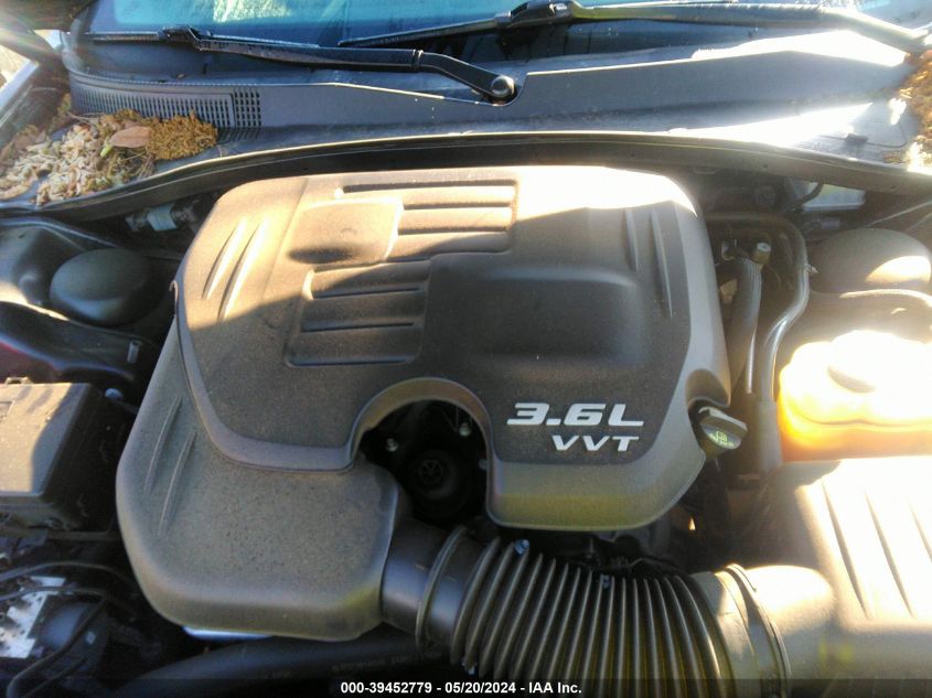 2019 Chrysler 300 300S VIN: 2C3CCABG5KH689573 Lot: 39452779