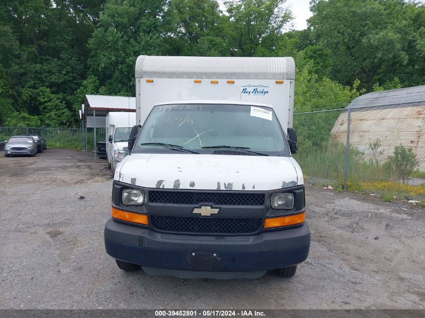 2011 Chevrolet Express Cutaway Work Van VIN: 1GB3G2CG4B1137439 Lot: 39452801