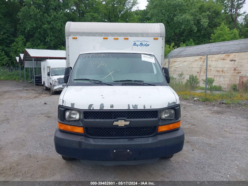 2011 Chevrolet Express Cutaway Work Van VIN: 1GB3G2CG4B1137439 Lot: 39452801