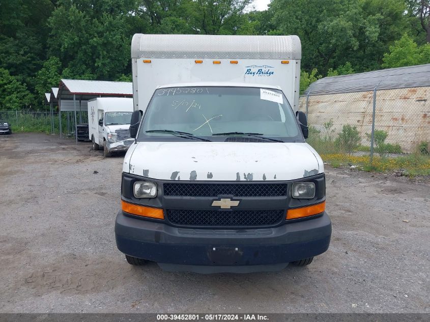 2011 Chevrolet Express Cutaway Work Van VIN: 1GB3G2CG4B1137439 Lot: 39452801