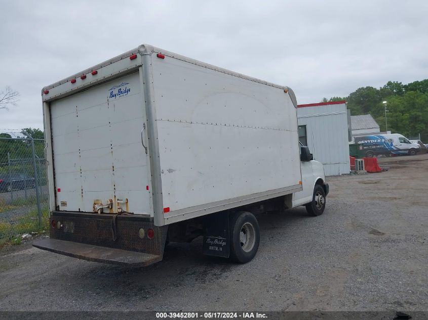 2011 Chevrolet Express Cutaway Work Van VIN: 1GB3G2CG4B1137439 Lot: 39452801