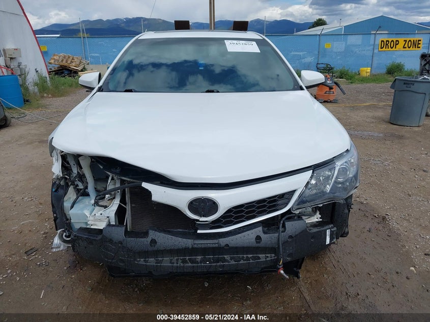 2014 Toyota Camry Se VIN: 4T1BF1FK3EU765575 Lot: 39452859