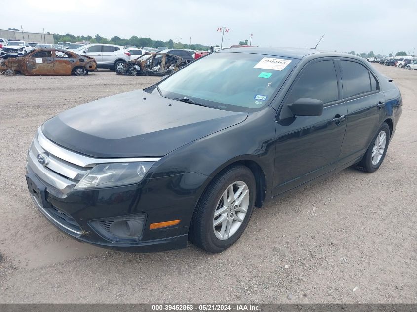 2010 Ford Fusion S VIN: 3FAHP0GA3AR324001 Lot: 39452863