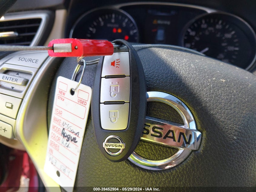 2016 NISSAN ROGUE SV - KNMAT2MV2GP663584