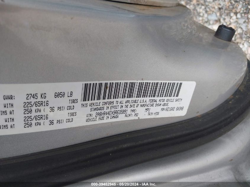 2009 Chrysler Town & Country Lx VIN: 2A8HR44EX9R635891 Lot: 39452945