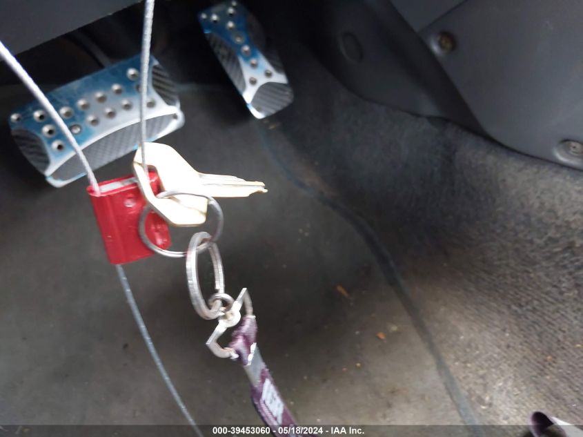 1998 Suzuki Esteem Gl/Glx VIN: JS2GB31S5W5140072 Lot: 39453060