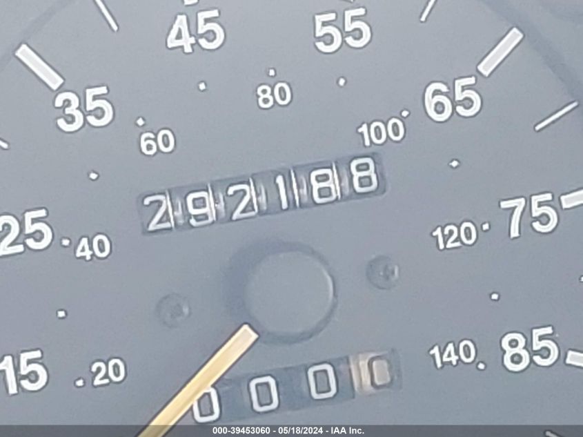 1998 Suzuki Esteem Gl/Glx VIN: JS2GB31S5W5140072 Lot: 39453060