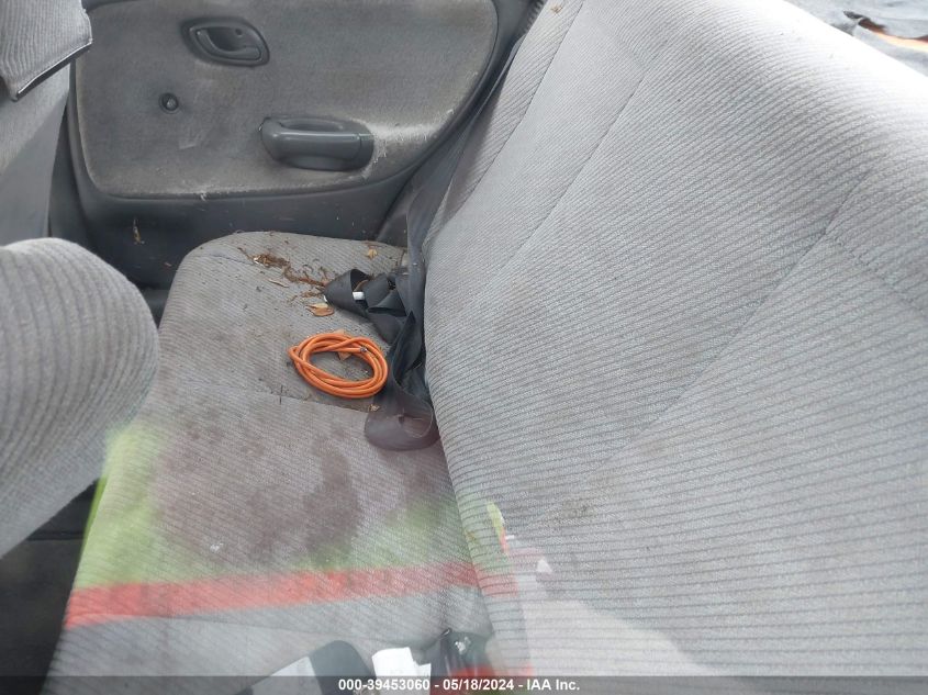 1998 Suzuki Esteem Gl/Glx VIN: JS2GB31S5W5140072 Lot: 39453060