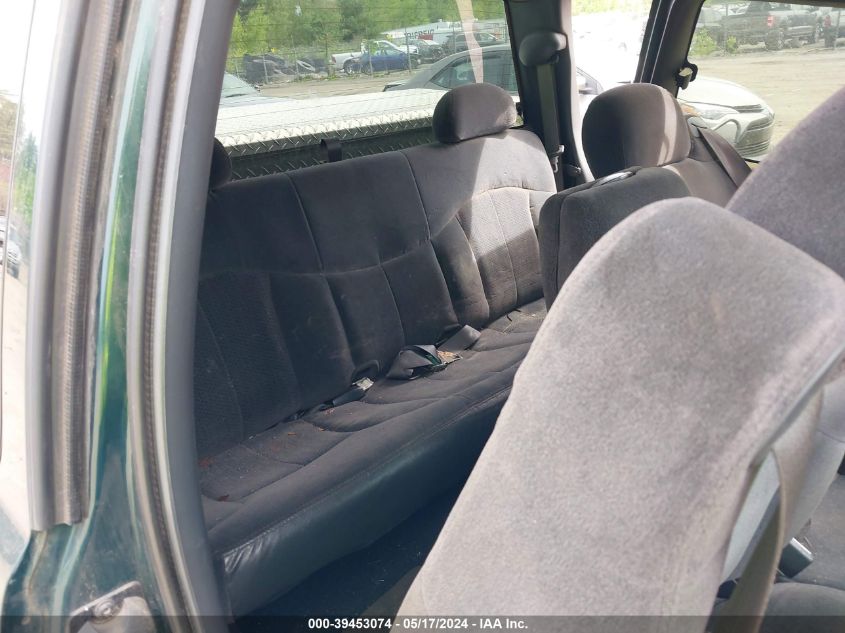 2002 Chevrolet Silverado 1500 Ls VIN: 2GCEK19T021304570 Lot: 39453074