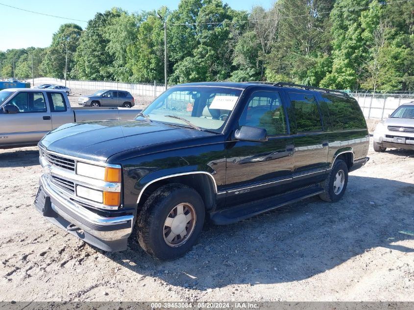 1997 Chevrolet Suburban 1500 VIN: 3GNEC16R3VG157637 Lot: 39453084