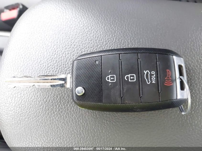 2017 Kia Forte Lx VIN: 3KPFK4A77HE127175 Lot: 39453097