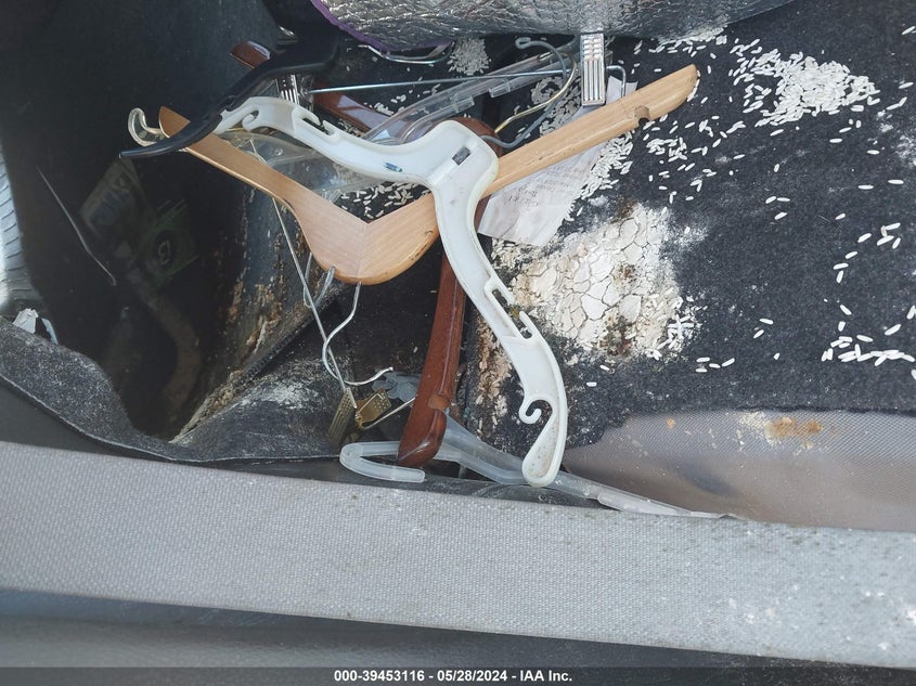 2015 Toyota Corolla Le VIN: 5YFBURHE8FP260419 Lot: 39453116