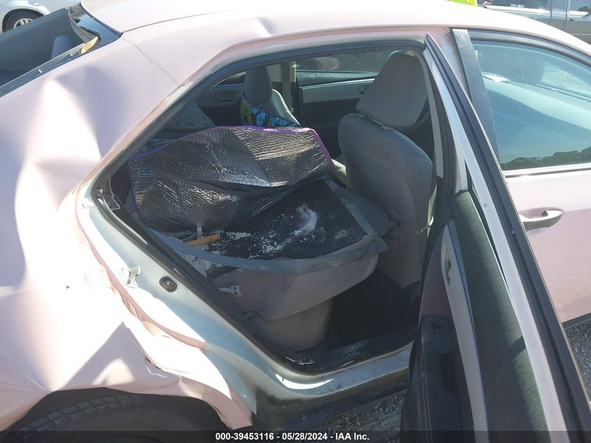 2015 Toyota Corolla Le VIN: 5YFBURHE8FP260419 Lot: 39453116