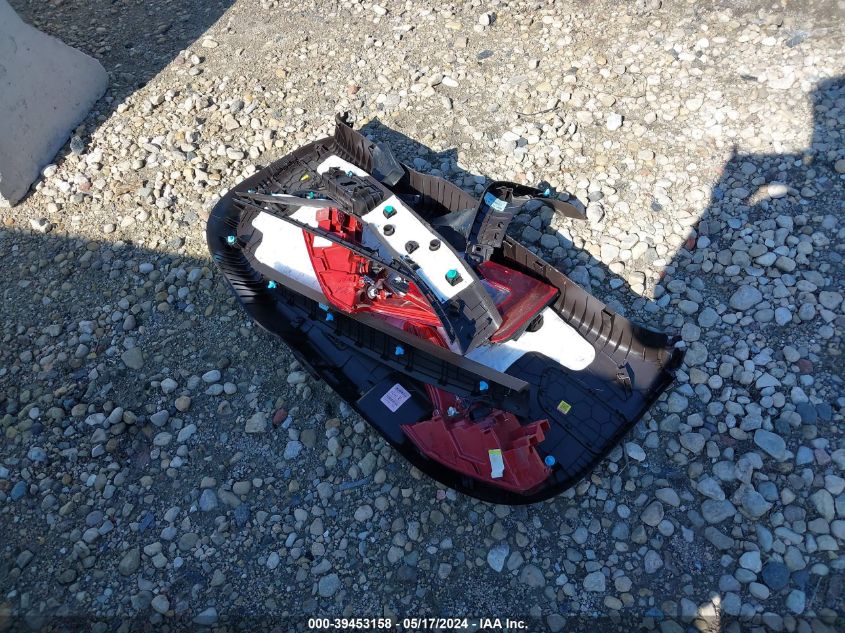 2020 Hyundai Santa Fe Sel VIN: 5NMS3CAD3LH241722 Lot: 39453158