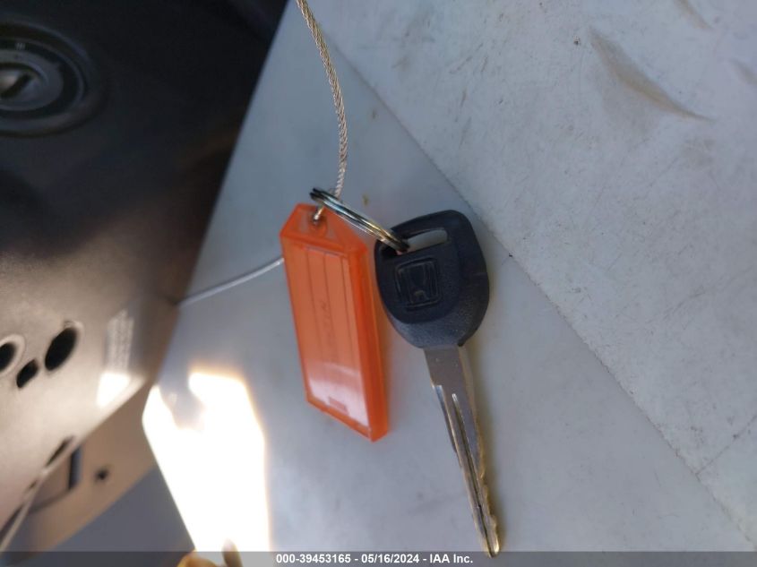 1996 Honda Accord Lx VIN: 1HGCE1822TA005212 Lot: 39453165