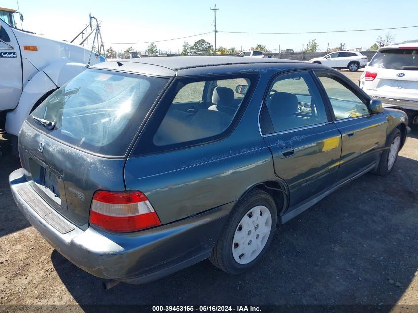 1996 Honda Accord Lx VIN: 1HGCE1822TA005212 Lot: 39453165