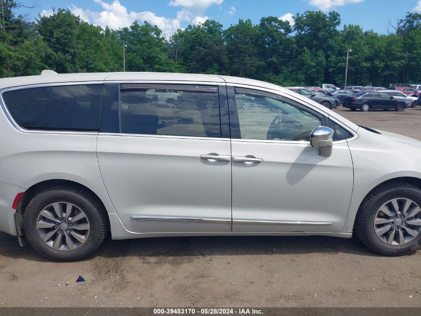 2019 Chrysler Pacifica Hybrid Limited VIN: 2C4RC1N74KR722185 Lot: 39453170