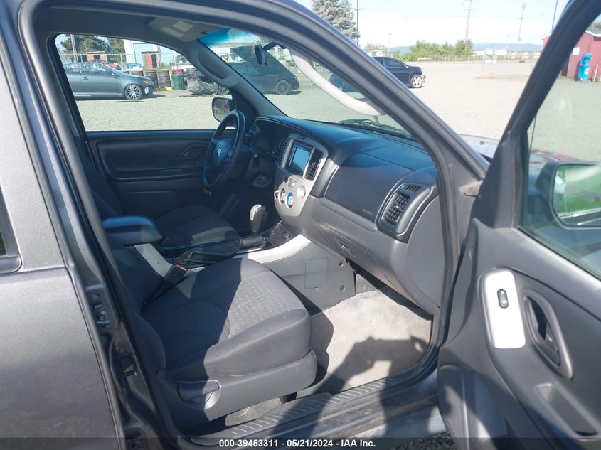 2006 Mazda Tribute I VIN: 4F2YZ92Z56KM25171 Lot: 39453311