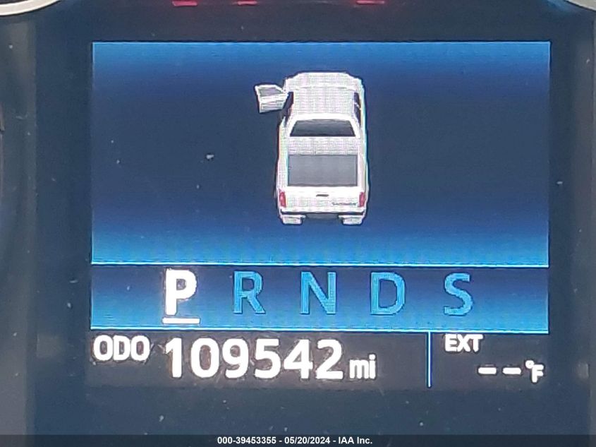 2017 TOYOTA TUNDRA CREWMAX LIMITED - 5TFHW5F11HX645113