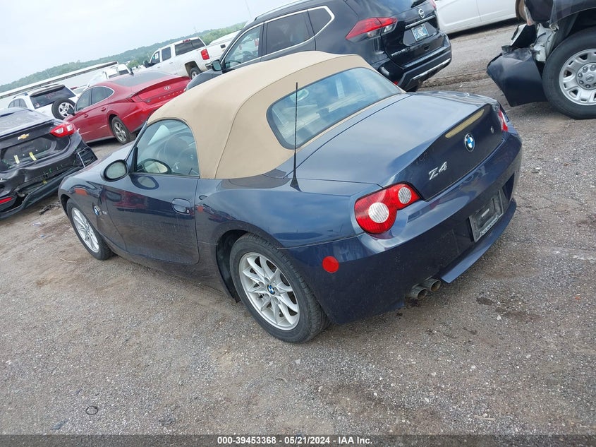 2005 BMW Z4 2.5I VIN: 4USBT33515LS54261 Lot: 39453368