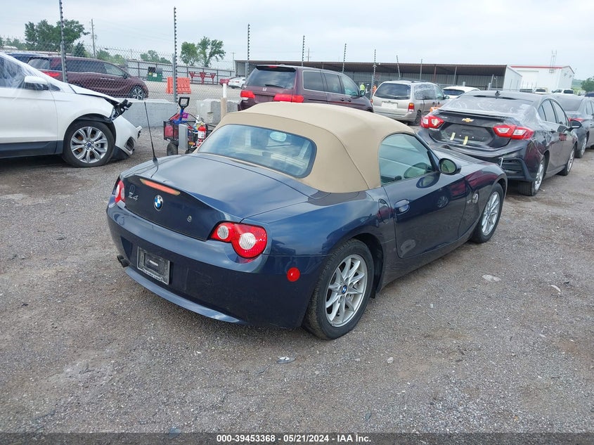 2005 BMW Z4 2.5I VIN: 4USBT33515LS54261 Lot: 39453368