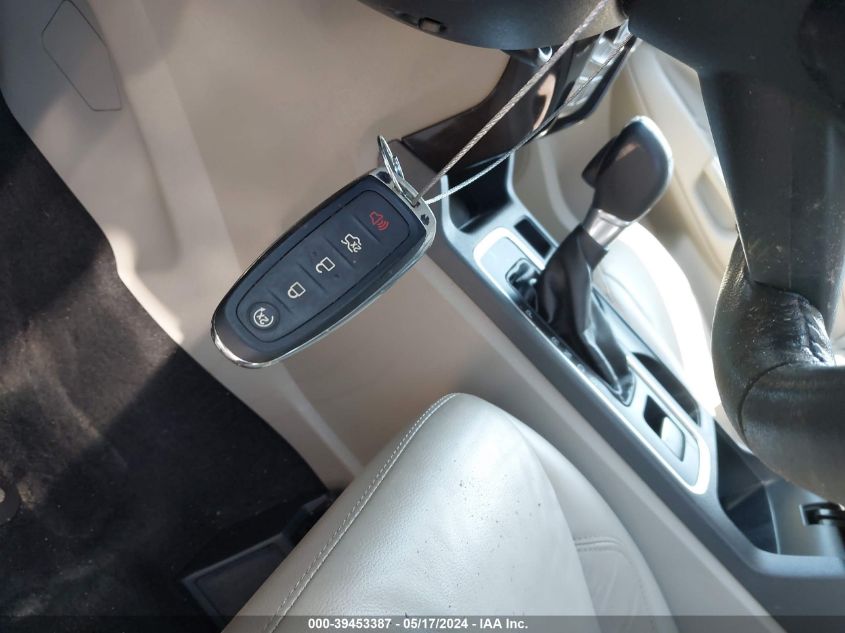 2017 Ford Escape Titanium VIN: 1FMCU0J9XHUE18306 Lot: 39453387