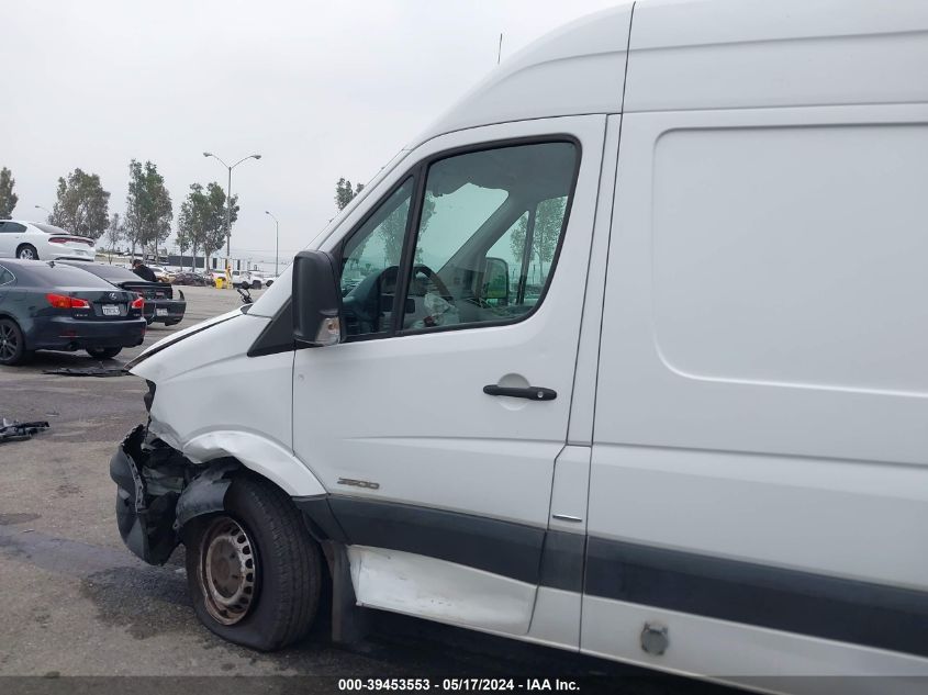 2015 Mercedes-Benz Sprinter 2500 High Roof VIN: WD3PE8CCXF5994246 Lot: 39453553