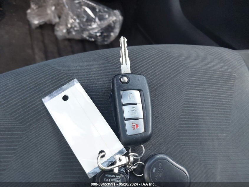 2016 NISSAN ROGUE S - KNMAT2MV2GP664508