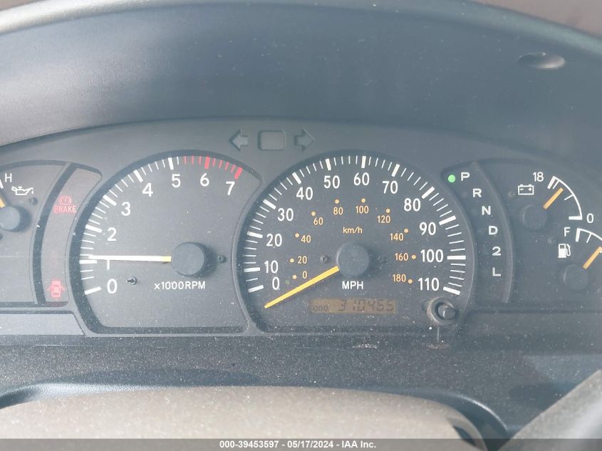 2000 Toyota Tundra Sr5 V8 VIN: 5TBRT3412YS009335 Lot: 39453597