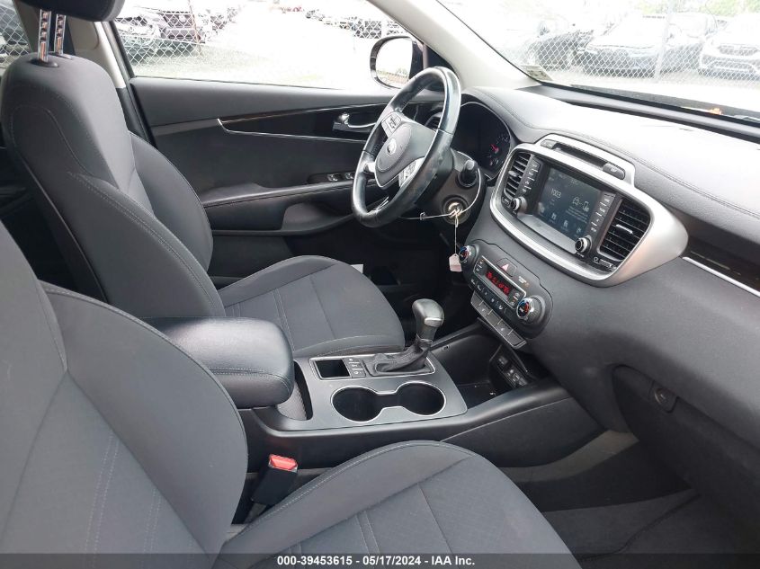 2019 Kia Sorento 2.4L Lx VIN: 5XYPGDA38KG563451 Lot: 39453615