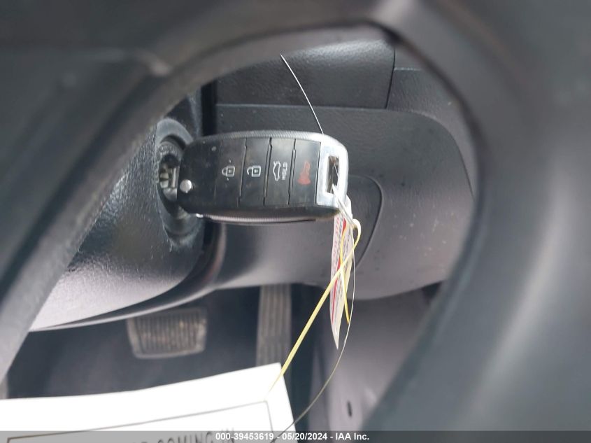 2018 Kia Forte Lx VIN: 3KPFK4A78JE212077 Lot: 39453619