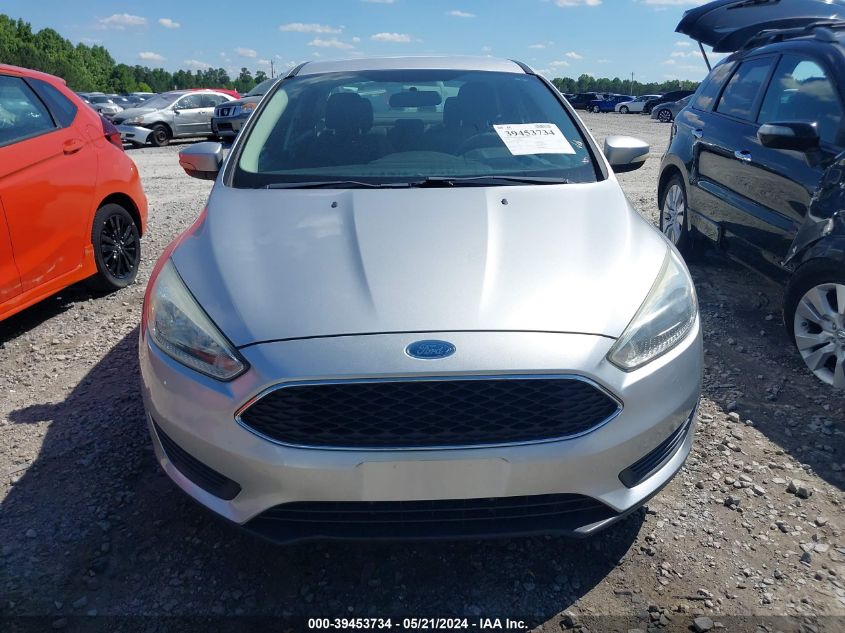 1FADP3F25GL261307 2016 Ford Focus Se