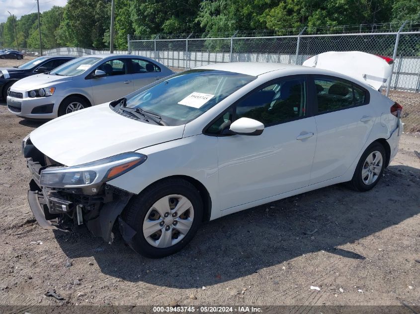 2018 Kia Forte Lx VIN: 3KPFK4A72JE272985 Lot: 39453745