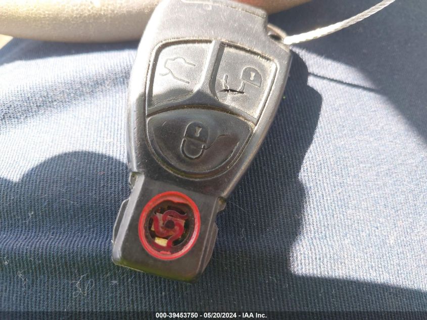 2000 Mercedes-Benz C 280 VIN: WDBHA29G4YA859611 Lot: 39453750