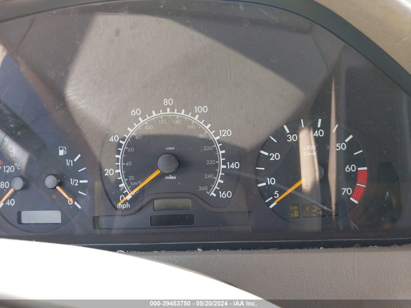 2000 Mercedes-Benz C 280 VIN: WDBHA29G4YA859611 Lot: 39453750