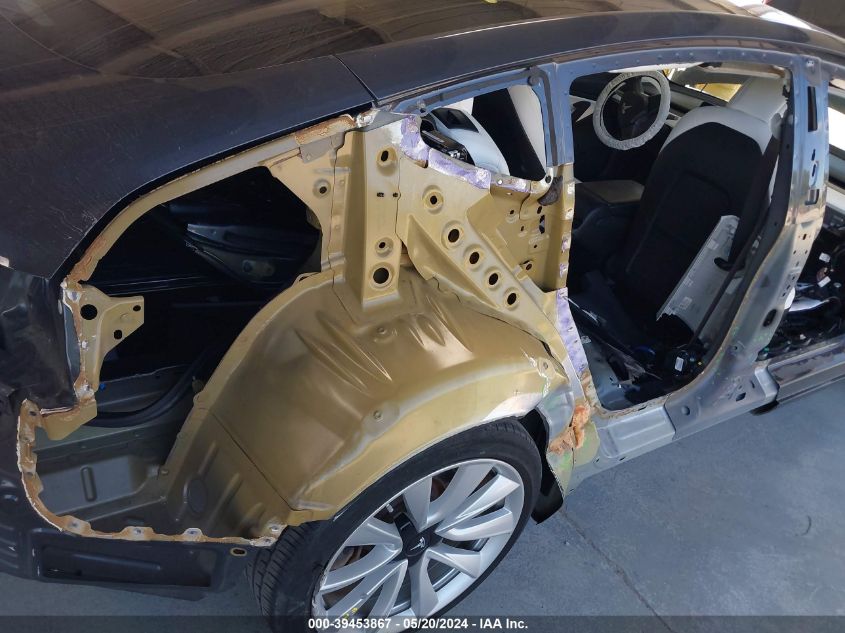 2018 Tesla Model 3 Long Range/Performance VIN: 5YJ3E1EB0JF097167 Lot: 39453867