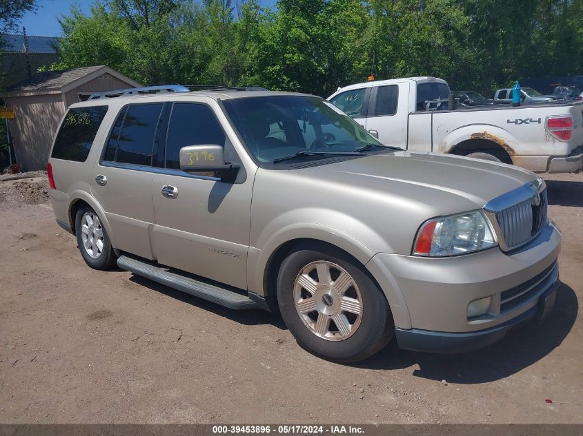 2003 Lincoln Navigator VIN: LMFUZ8535LJ10668 Lot: 39453896