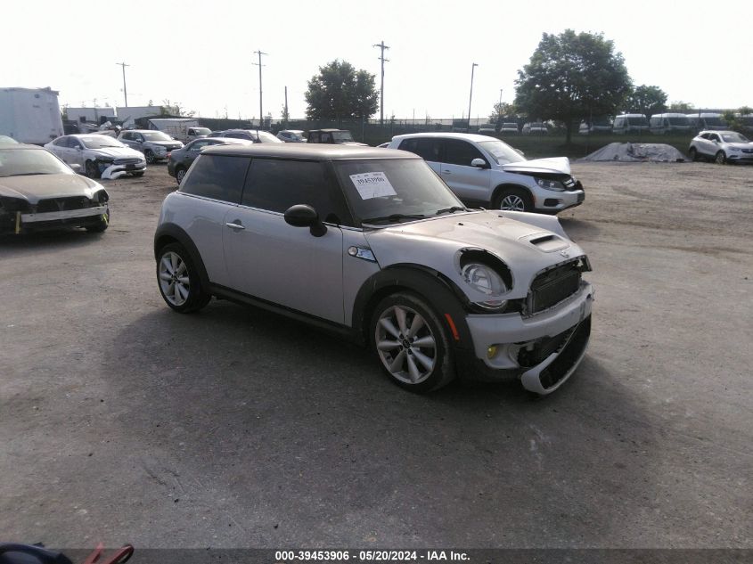 2011 Mini Cooper S VIN: WMWSV3C52BTY23904 Lot: 39453906