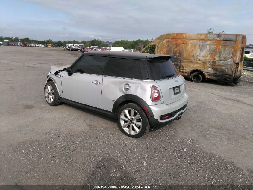 2011 Mini Cooper S VIN: WMWSV3C52BTY23904 Lot: 39453906