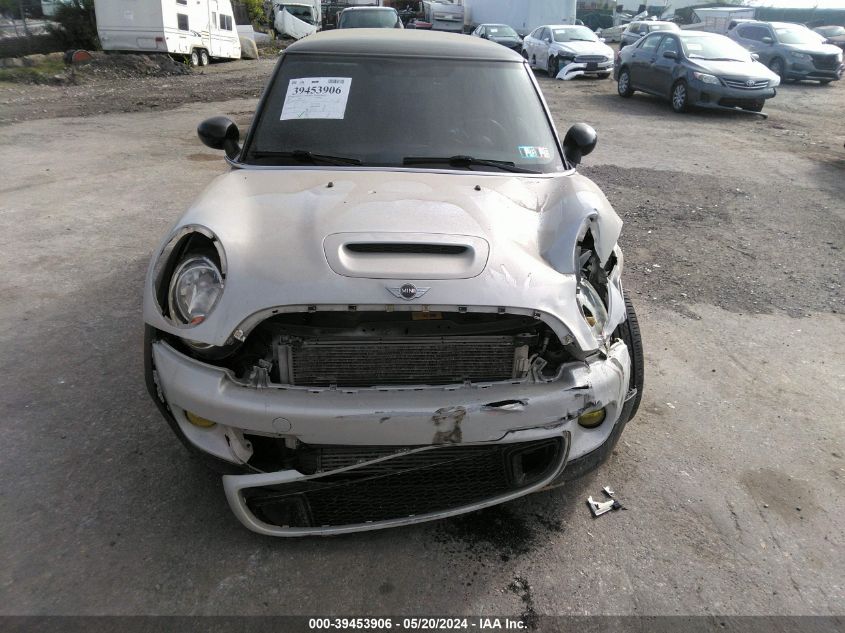 2011 Mini Cooper S VIN: WMWSV3C52BTY23904 Lot: 39453906