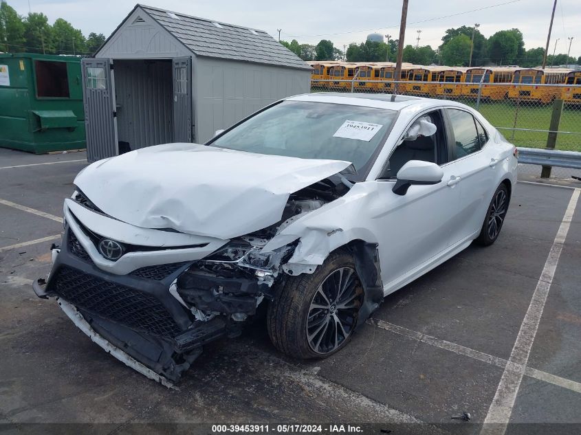 2018 Toyota Camry Se VIN: 4T1B11HK1JU566143 Lot: 39453911