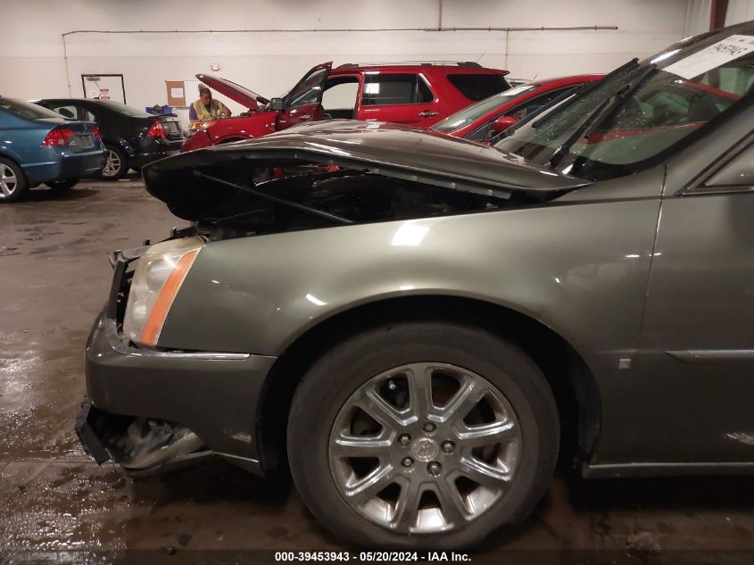 2008 Cadillac Dts 1Sc VIN: 1G6KD57YX8U144698 Lot: 39453943