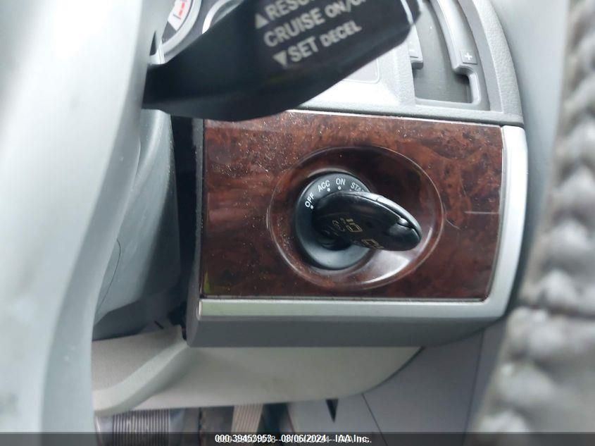 2010 Chrysler Town & Country Touring VIN: 2A4RR5DXXAR148854 Lot: 39453953