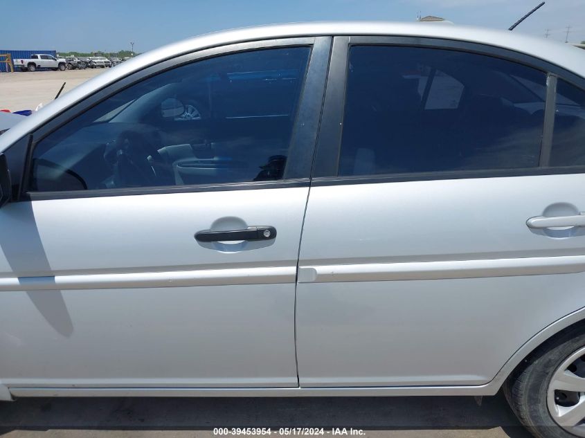 2008 Hyundai Accent Gls VIN: KMHCN46C88U216315 Lot: 39453954