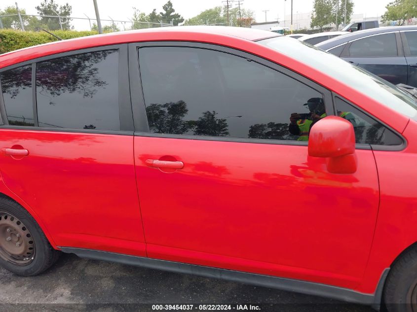 2009 Nissan Versa 1.8S VIN: 3N1BC13E69L385953 Lot: 39454037