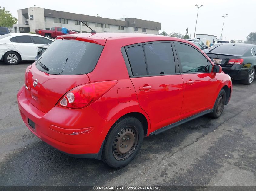 2009 Nissan Versa 1.8S VIN: 3N1BC13E69L385953 Lot: 39454037